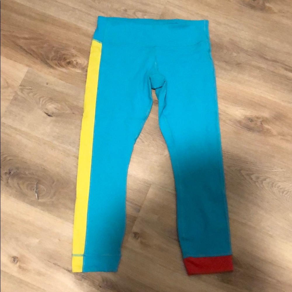 Lululemon Amped Crop COLOR BLOCK Yellow Red 6